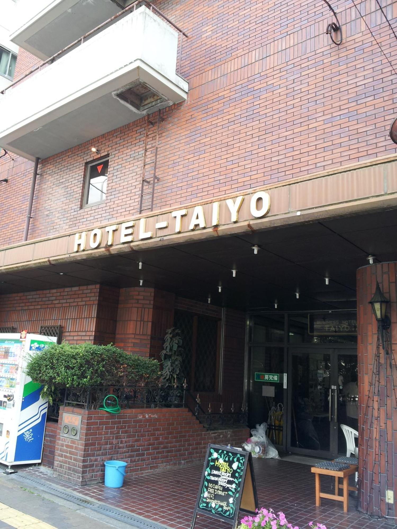 Business Hotel Taiyo Osaka Buitenkant foto